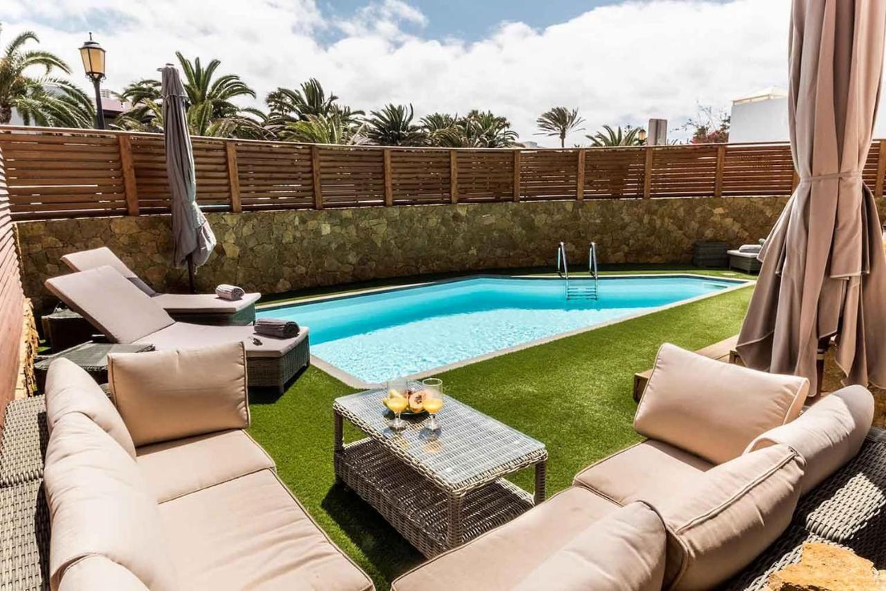Paradise Beach House: Piscina Privada, Playa 100M Corralejo Esterno foto